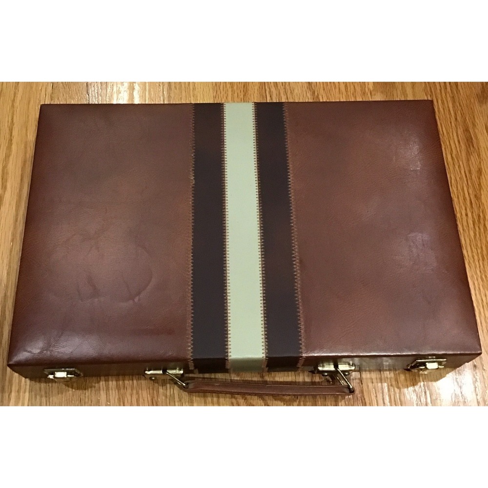Classic Brown Backgammon Set - Picture 3 of 6
